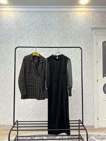 платье пиджак с пуговицами: Вечернее платье, Велюр, M (EU 38)