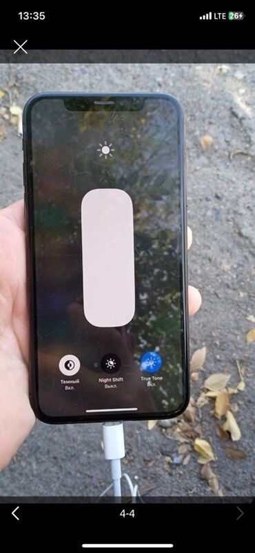 Apple iPhone: IPhone Xs, Колдонулган, 64 ГБ, Кара, Кабель, 77 %