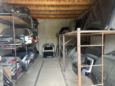 Другие детали кузова: Авторазбор .Ош .продаем Автомобильные Запчастей различных марок и — 8