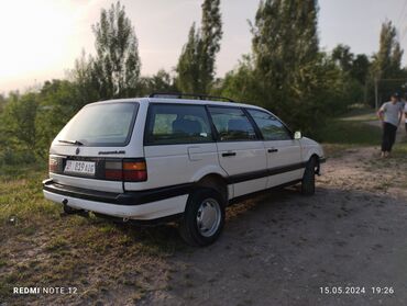 машына пасат: Volkswagen Passat: 1988 г., 1.8 л, Механика, Бензин
