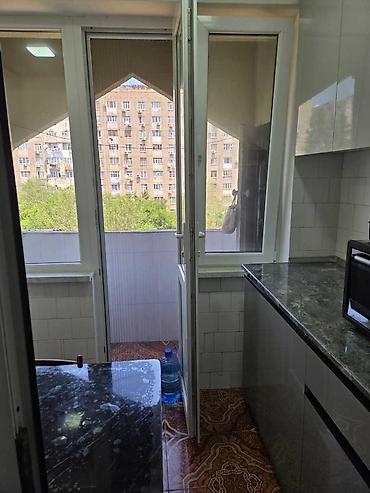 samaxi kirayə ev: Bakı, Həzi Aslanov qəs., 2 otaqlı, Köhnə tikili, m. Həzi Aslanov, 65 kv. m — 10