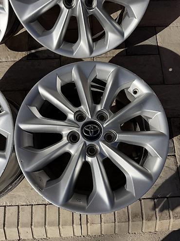 235 75 16: Литые Диски R 16 Toyota, Комплект, отверстий - 5, Б/у — 5