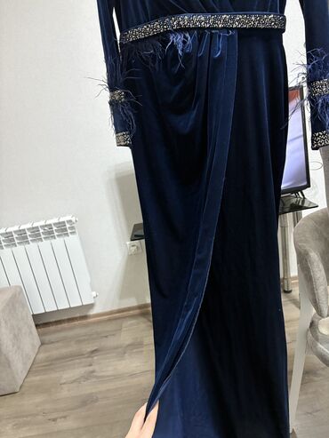 Ziyafət donları: 1 defe toya geinilib, baxa alinib olchu 40-42 — 8