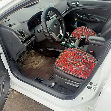 BYD: BYD E5: 2019 г., Автомат, Седан — 4