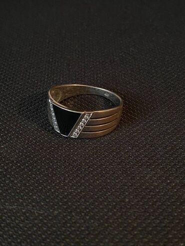 мужской кольцо серебро: Мужское Кольцо Серебро: 925 пробы Дизайн: Италия Размеры: 22.5