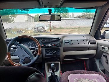 насос для авто: Volkswagen Vento: 1992 г., Механика, Седан — 5