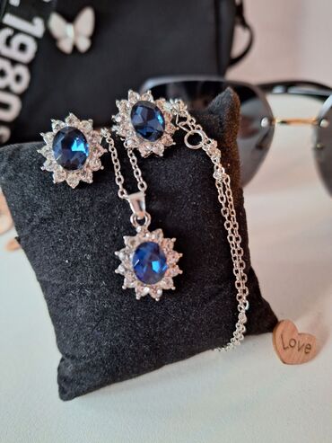 nakit bizuterija beograd: Set: Earrings, Necklace, Material: Cubic zirconia