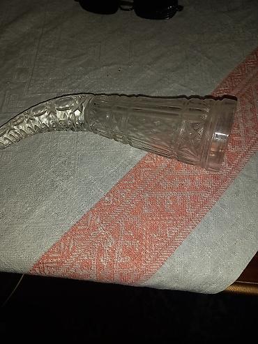 dekor odun: Kəsilmiş şüşədən hazırlanmış dekorativ buynuz formalı qab - Material — 1