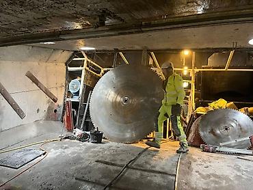 Beton işləri: #betonisleri #beton #betonkesme #betonkəsimi #betonkesim #betondesme — 11