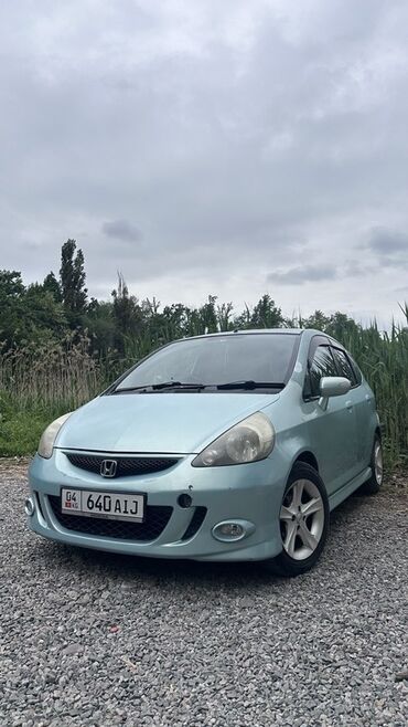 туманник хонда фит: Honda Fit: 2002 г., Бензин, Хэтчбэк