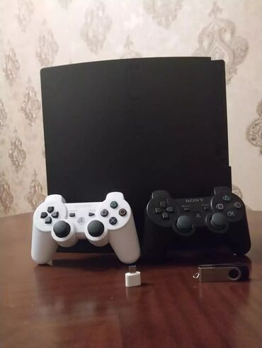 PS3 (Sony PlayStation 3): Ps 3 satılır 2 Eded pult biri zaryatqada isleyir biri tam idealdı