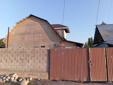 Продажа домов: Дом, 110 м², 4 комнаты, Агентство недвижимости, Косметический ремонт