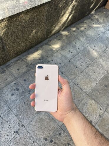 prasdoy telefonlar: IPhone 8 Plus, Qızılı