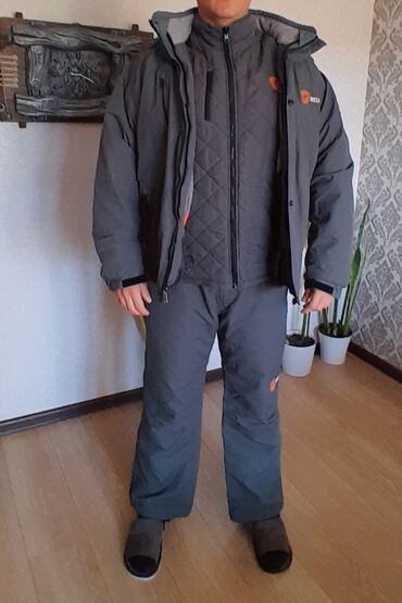 одежда обмен: Спортивный костюм 2XL (EU 44), цвет - Серый