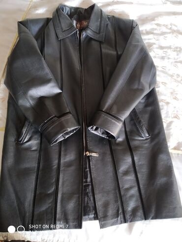 22 объявлений | lalafo.kg: Женская кожаная куртка Деми, в хорошем состоянии,2XL за 1000 сом