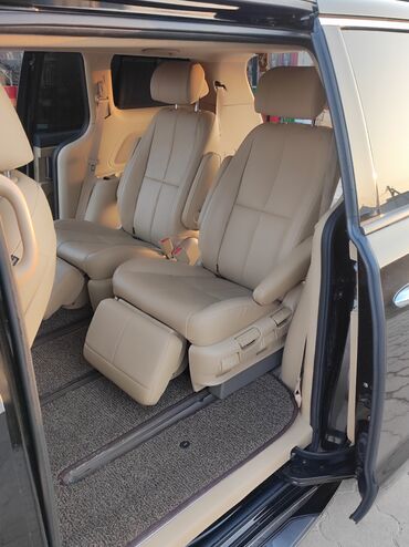 Kia: Kia Carnival: 2018 г., 2.2 л, Автомат, Дизель, Минивэн — 9