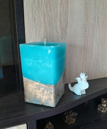 свечи ручной работы: Продаю парафиновую свечу на бетонном основании (подсвечник не нужен)