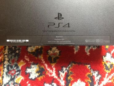 PS4 (Sony Playstation 4): Ps 4 fat 500 gb yaddas. Oz karobkasindan cixma orginal pult ile