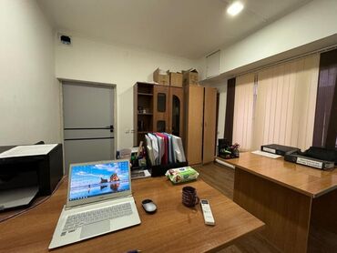 Офисы: Сдаю Офис, 12 м², В жилом комплексе