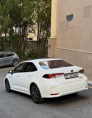 полики королла: Toyota Corolla: 2020 г., Гибрид, Седан — 4