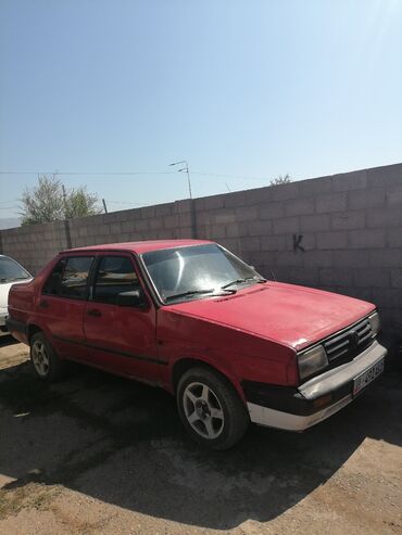 женил жук ташуучу унаа: Volkswagen Jetta: 1991 г., 1.8 л, Механика, Бензин, Седан
