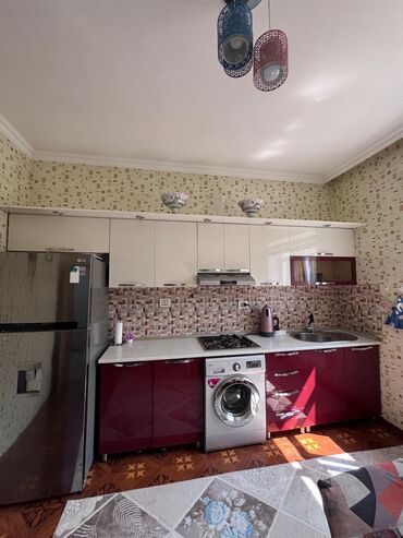 Çarpayılar: Mdf akril Mətbəx mebeli satılır 350₼. Yaxşı vəziyyətdədir. Ölçü