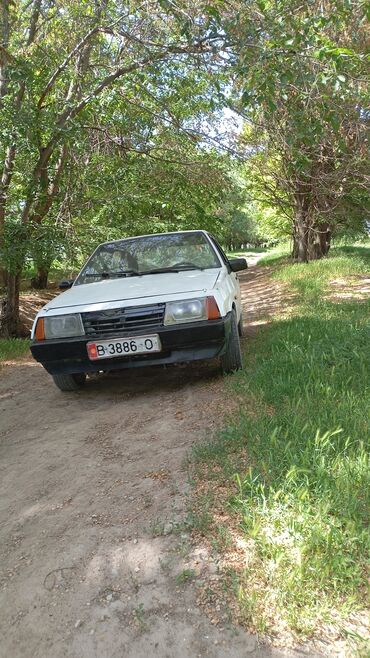 кузов 2101: ВАЗ (ЛАДА) 2109: 1986 г., 1.5 л, Механика, Бензин, Хэтчбэк