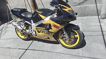 Мототехника: Suzuki GSX-R спортбайк в фирменной желто‑черной расцветке — 1