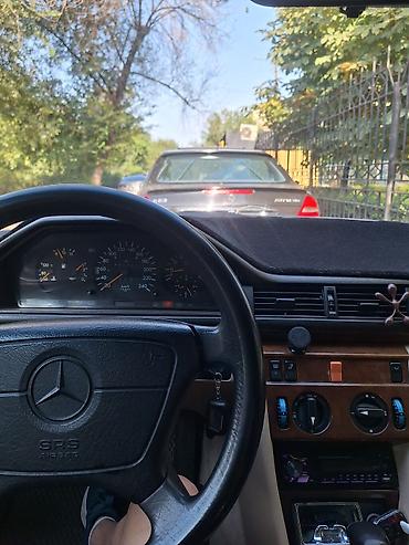 bmv e32: Mercedes-Benz W124: 1994 г., 2.2 л, Автомат, Бензин, Седан — 6
