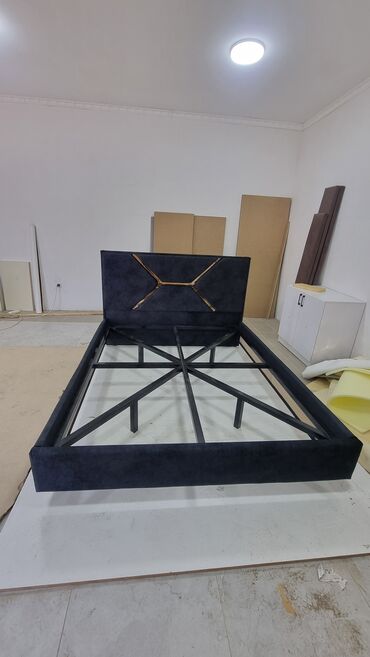 Двуспальные кровати: Двуспальная кровать, Новый, С мягкой обивкой, длина - 200 см — 8