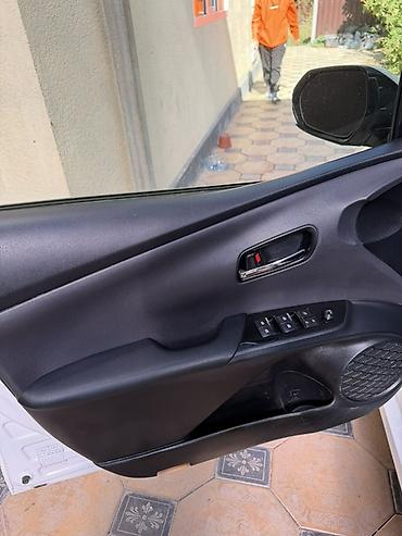 Toyota: Toyota Prius: 2018 г., 1.8 л, Автомат, Гибрид, Хэтчбэк — 7