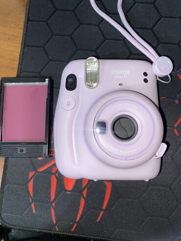 Фотоаппараты: Instax mini 11 (без коробки) состояние идеальное толком не пользовался