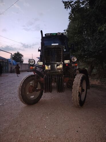 Traktorlar: MTZ tipli təkərli traktor - Ön təkərli dar baza, arxa iri kənd — 6