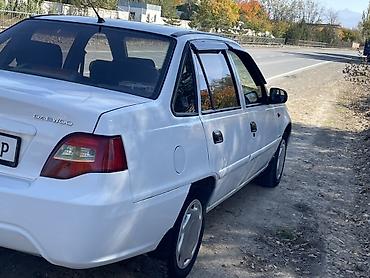ноздри бмв: Daewoo Nexia: 2010 г., 1.6 л, Механика, Бензин, Седан — 2
