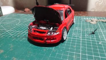 Модели автомобилей: Ручная модель из пластилина крепкая сделанная полностью в ручную — 17