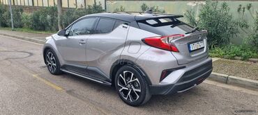 Toyota: Toyota C-HR: 1.8 l. | 2016 έ. SUV/4x4 — 2