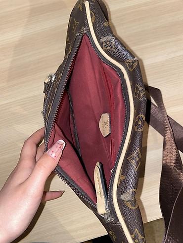 Повседневные платья: Женское платье Платье: - Цвет: чёрный блестящий Состояние:новый — 10