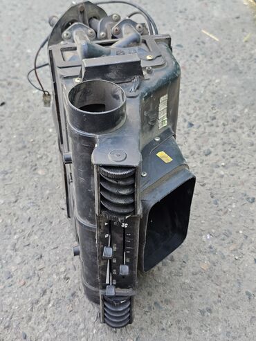 Другие детали вентиляции, охлаждения и отопления: Корпус печки Renault Midliner S170, 1987г.в. Оригинал б/у, из — 11