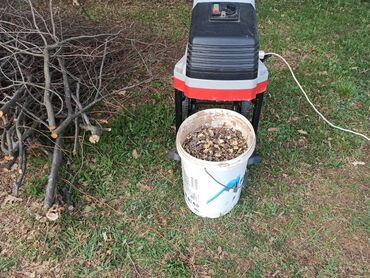 Baštenski alati i oprema: Izuzetna seckalica - drobilica za granje. Radi odlično, vrlo malo je — 15