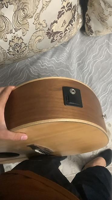 студийный набор: Электроакустическая гитара Tanglewood (форма корпуса Dreadnought с — 1