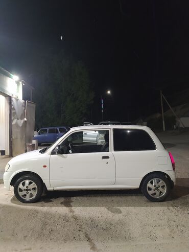 Daihatsu: Daihatsu Cuore: 2002 г., 1 л, Автомат, Бензин, Купе