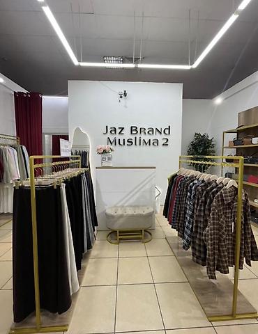 Аренда бутиков: Продается торговое оборудование по хорошей цене Кронштейны, зеркала — 6