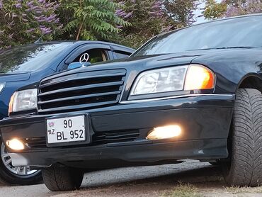 Mercedes-Benz: Mercedes-Benz