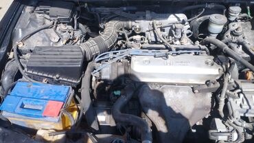 Honda: Honda Accord: 1993 г., 2 л, Механика, Бензин, Седан — 8