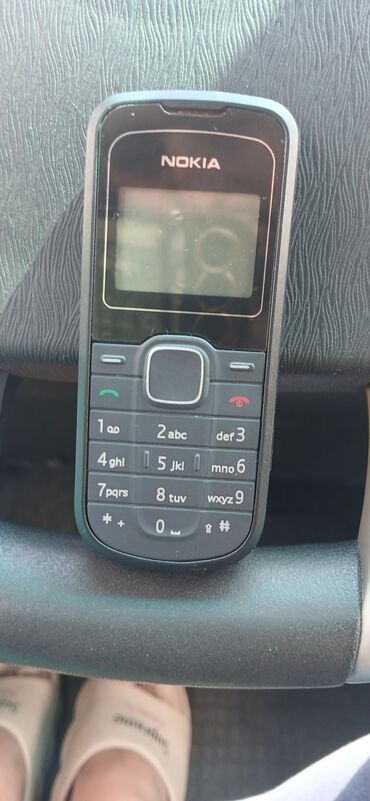 fly телефон раскладушка с большими кнопками: Nokia 7610, цвет - Черный