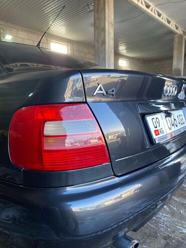 Audi: Audi A4: 1998 г., 1.8 л, Механика, Бензин, Седан