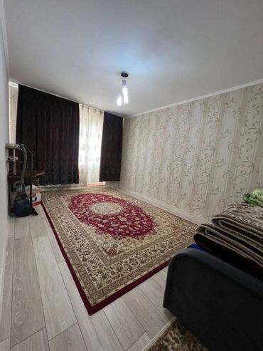 срочно продается квартира: 1 бөлмө, 36 кв. м, 106-серия жакшыртылган, 3 кабат, Косметикалык ремонт