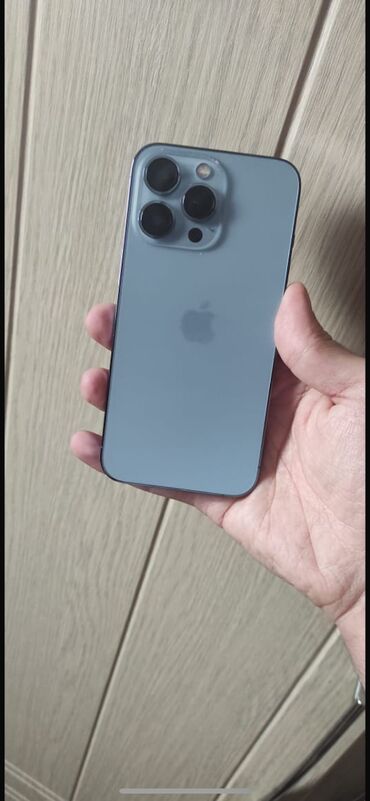 Apple iPhone: IPhone 13 Pro, 128 GB, Sierra Blue, Face ID