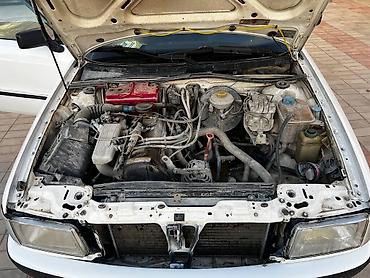 мата секыл: Audi 80: 1993 г., 2 л, Кол менен иштөөчү, Бензин, Седан — 8