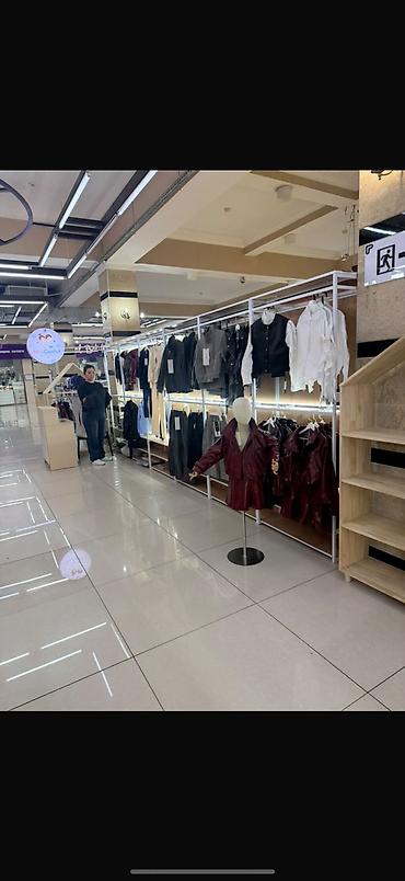 Коммерциялык мүлк: Сдаю островок в ТЦ Гум 4 этаж под детскую одежду, обувь — 1